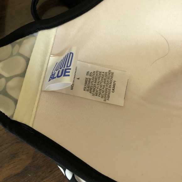 2 pc Bathing suit - Picture 2 of 2